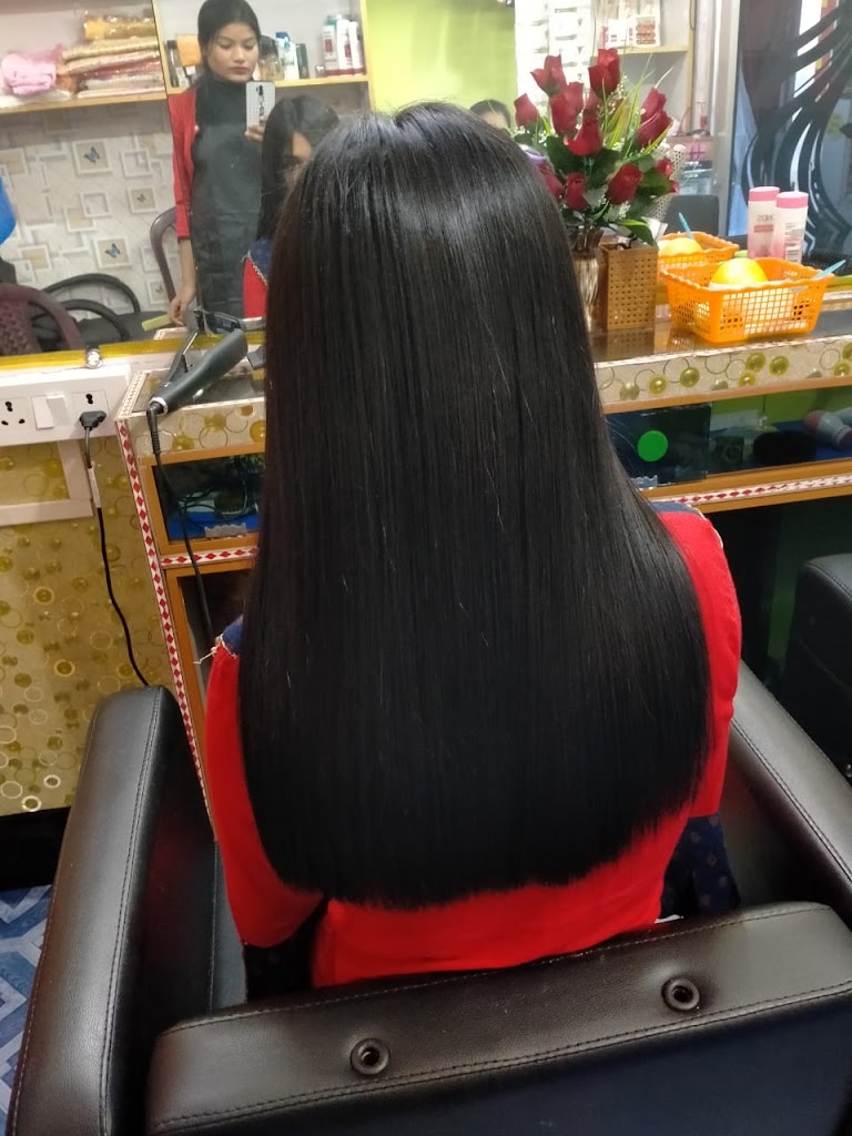 Maa Monalisha Parlour