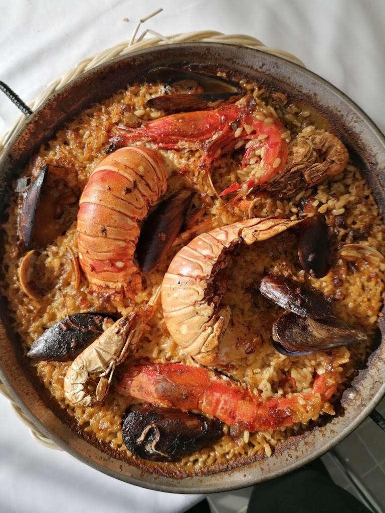 Restaurant Club Nautic Arenys de mar — Paella