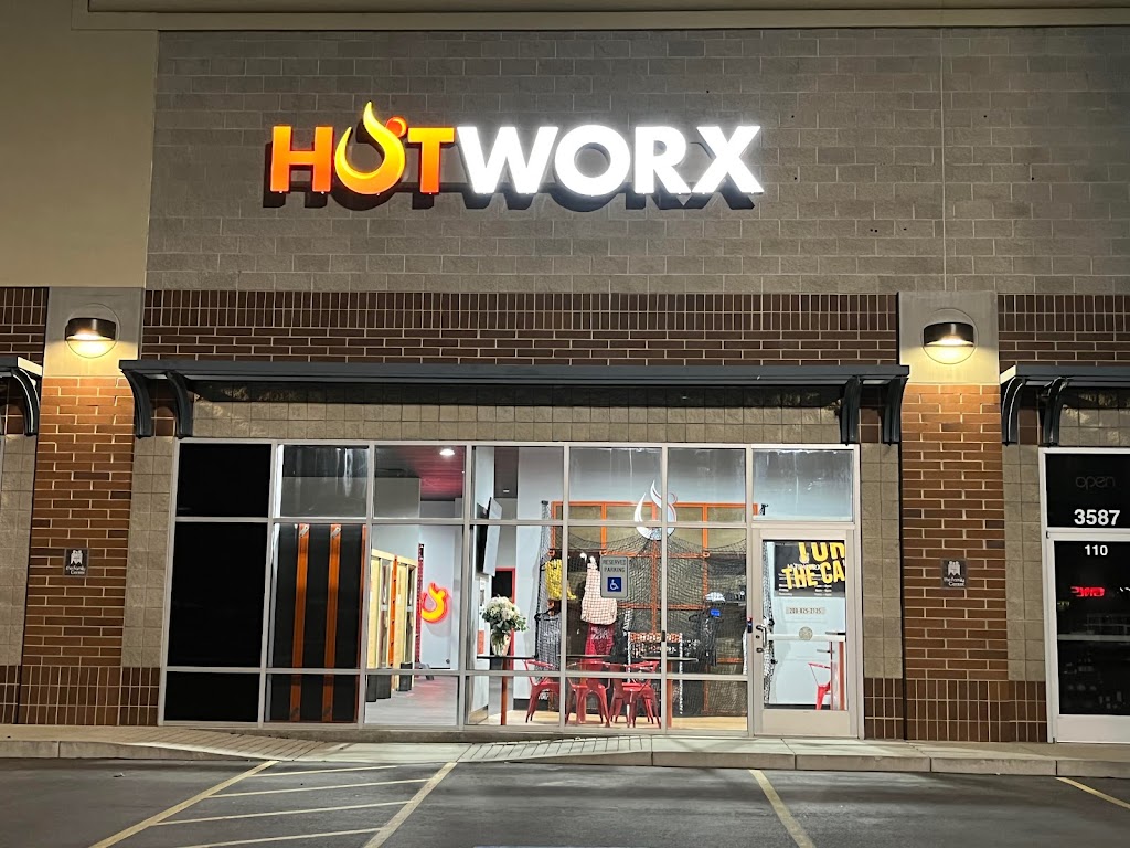  HOTWORX - Boise, ID - S Federal Way