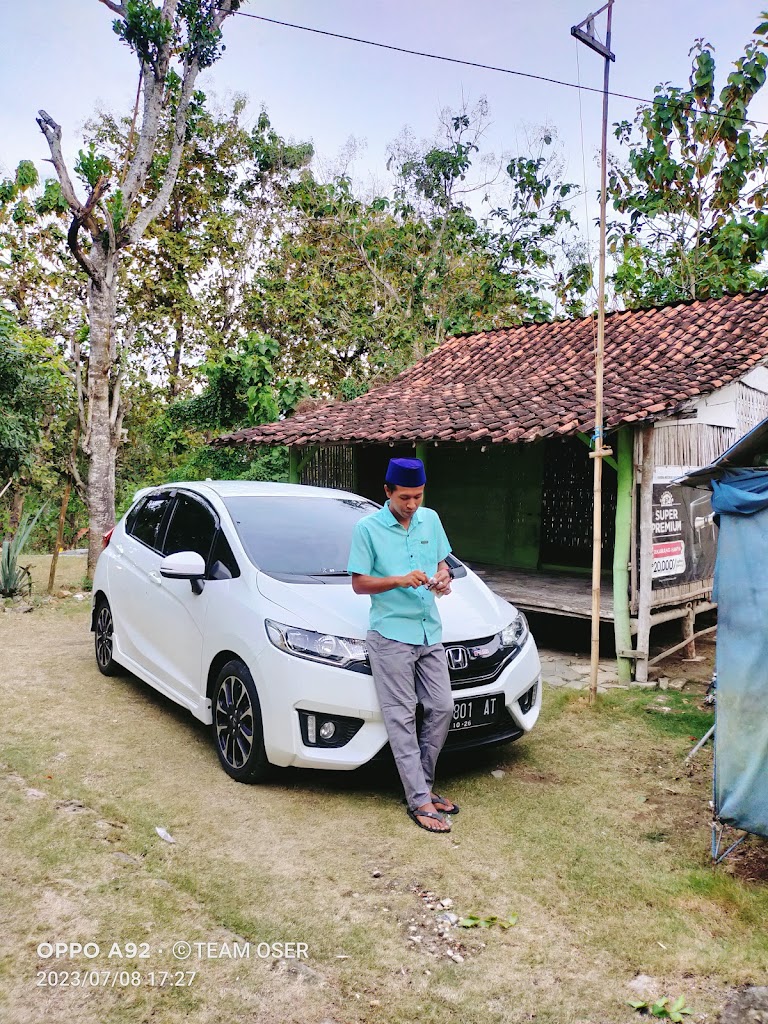 Bengkel mobil( Redy panggilan)