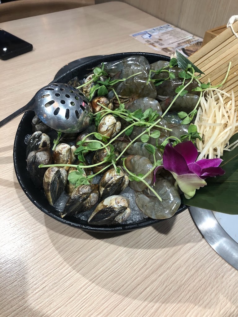 游佬鍋物料理光復店 的照片