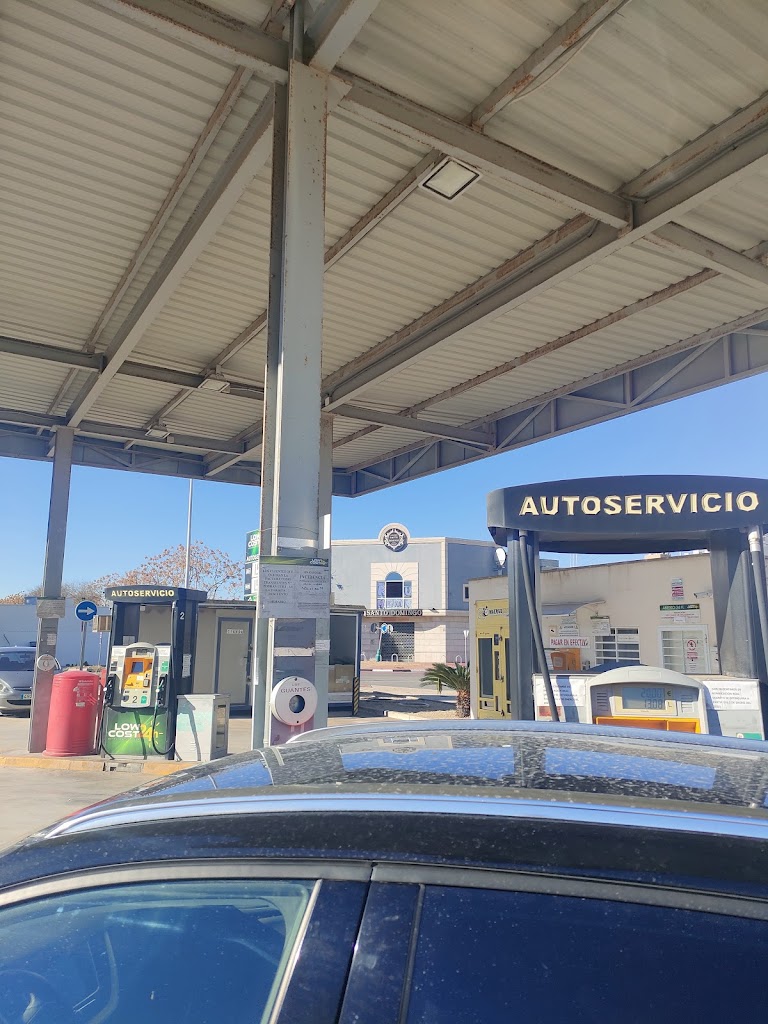 Lowcost24h — Estacion de servicio