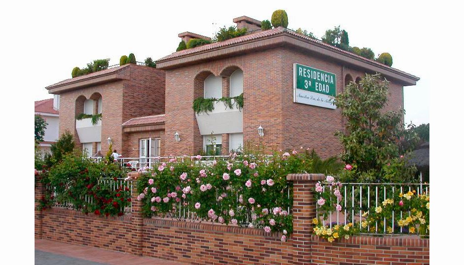 Nuestra Sra. de La Antigua, Residencia Geriatrica