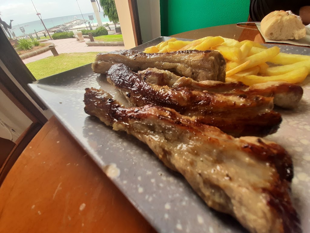 Cafe Atlantico — Comida y bebida