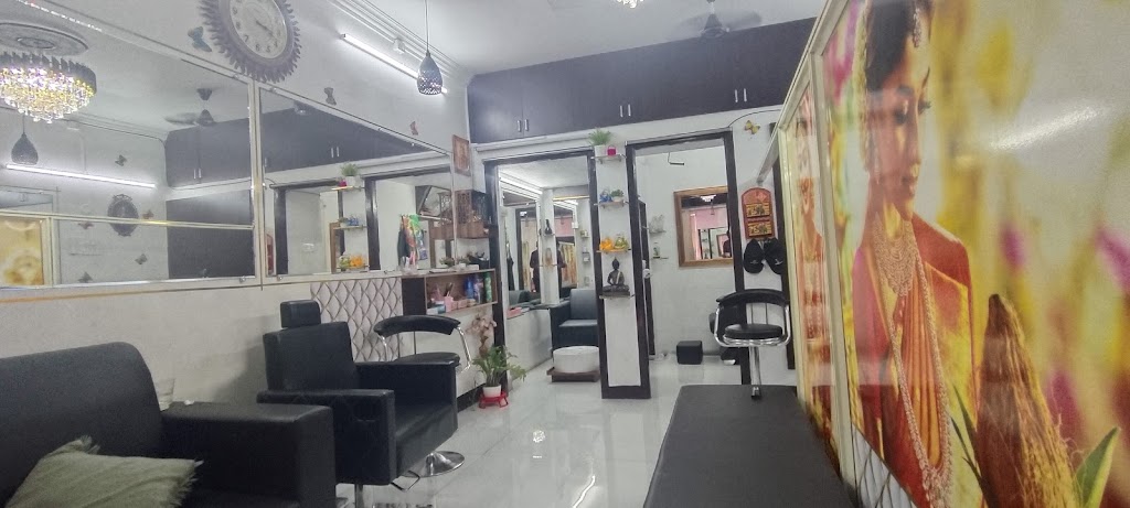 Squeens Herbal Beauty Parlour