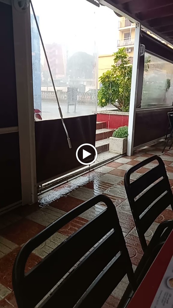 Bar La Cantonada — Videos