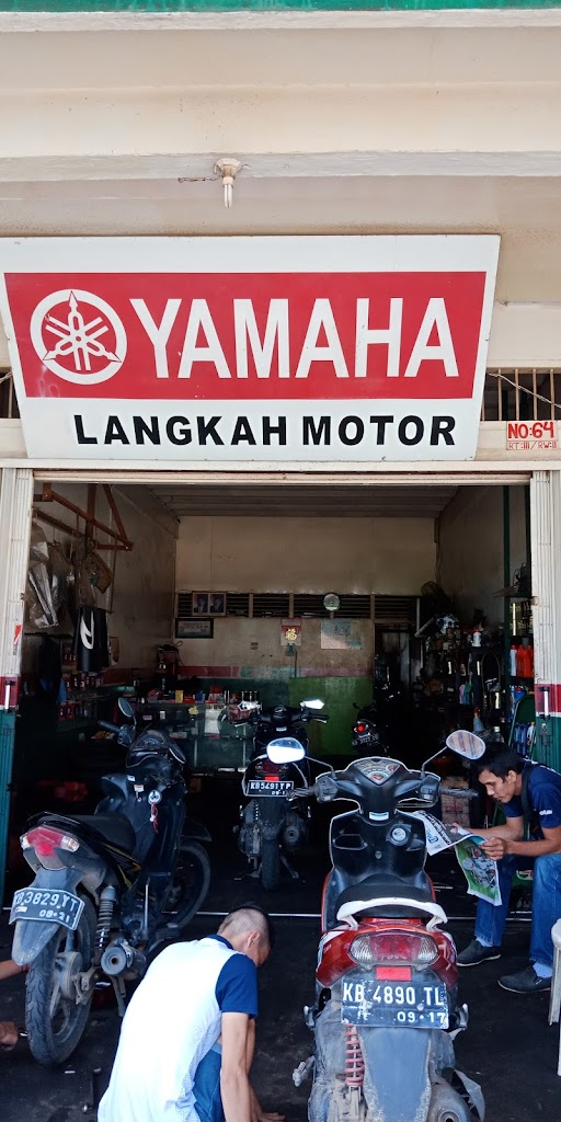 BENGKEL "LANGKAH MOTOR"