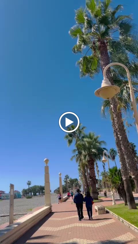 Chiringuito Poniente — Videos