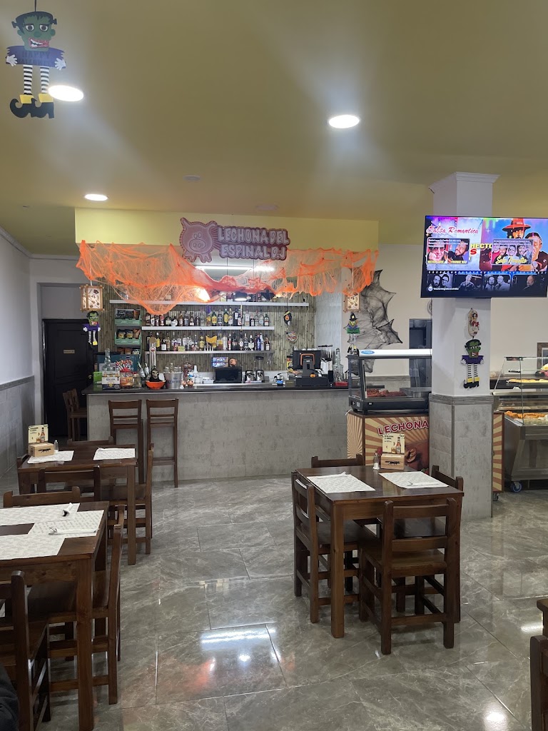 LECHONA DEL ESPINAL D.J. BAR RESTAURANTE — Ambiente