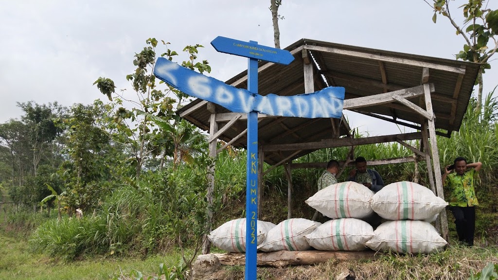 Camp ground Tutupan Ds. Bageng