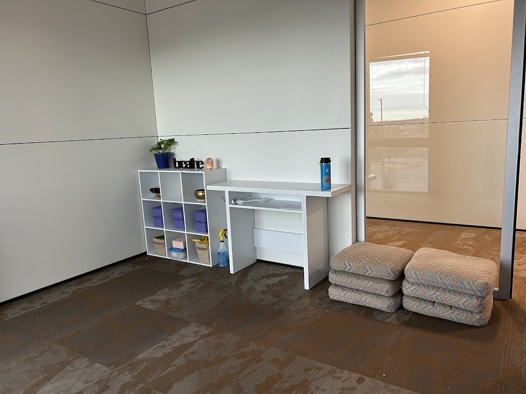  Tr.uCore Yoga for Pain Relief