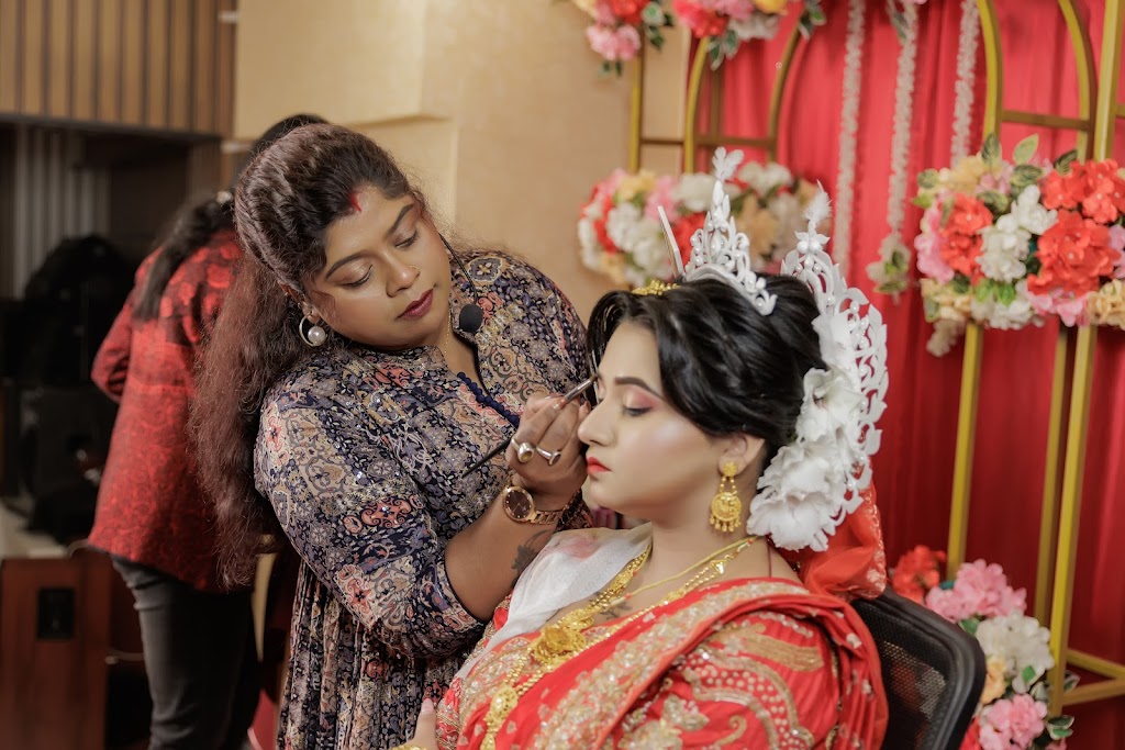 Shraboni Z Makeup Studio N Academy