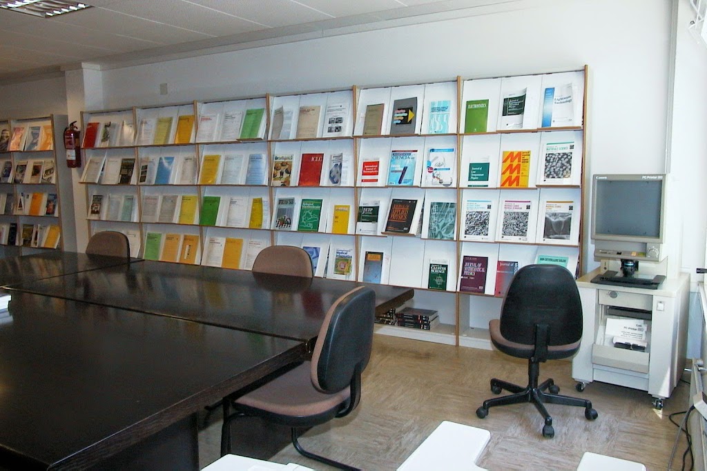 Facultad de Fisica ~ USC