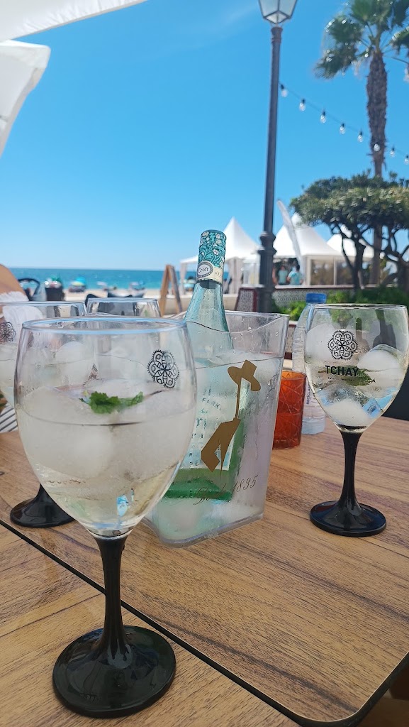 Restaurante NoNiNa — Comida y bebida