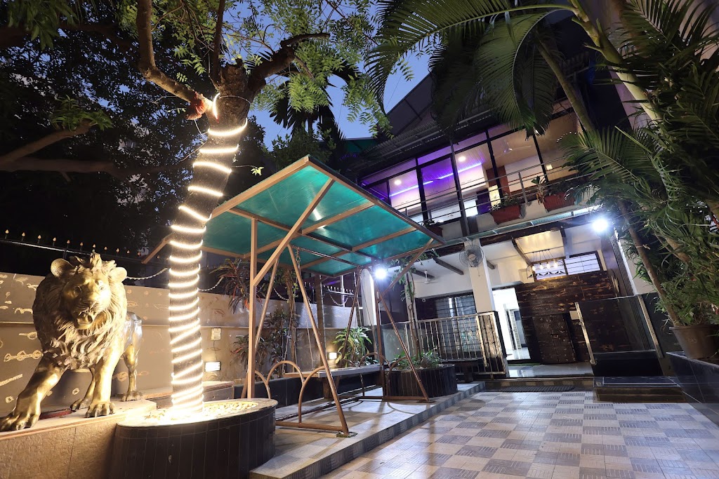 Luxe Villa Kandivali East