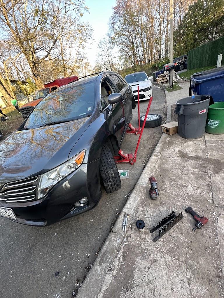 mobile auto tech / brakes 4 wheels