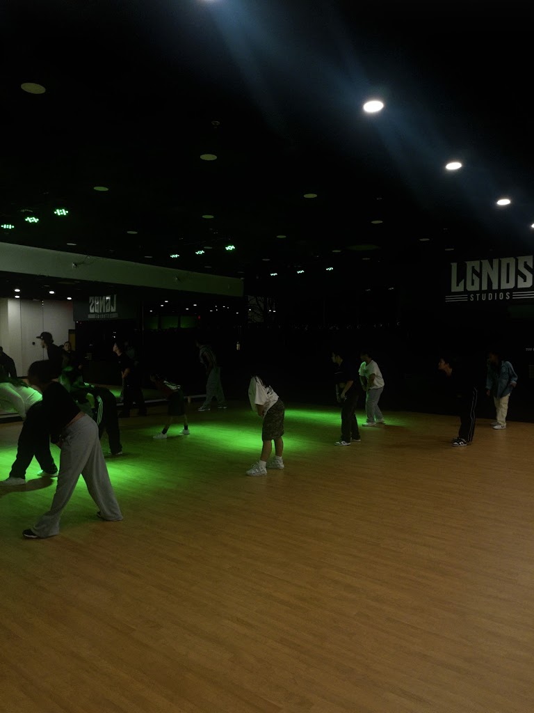  LGNDS STUDIOS