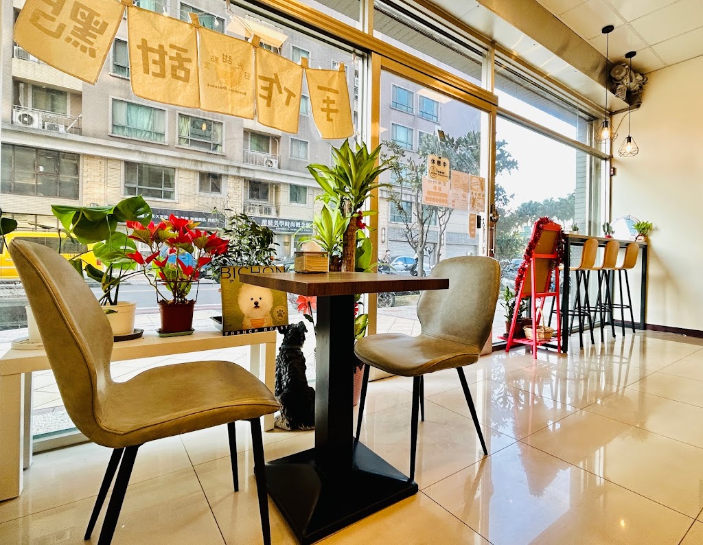 ️|日光甜點室|手作甜點、4吋（含）以上客製蛋糕、檸檬塔、水果塔、咖啡、飲料、寵物友善餐廳 的照片