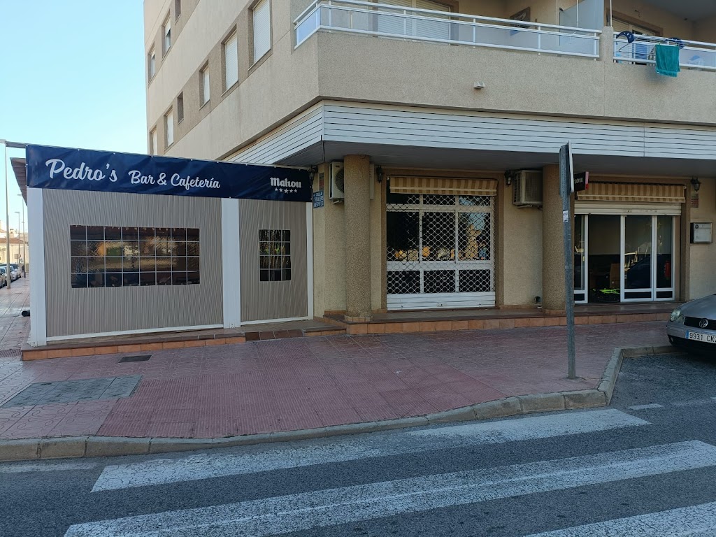 Pedro's Bar & Cafeteria