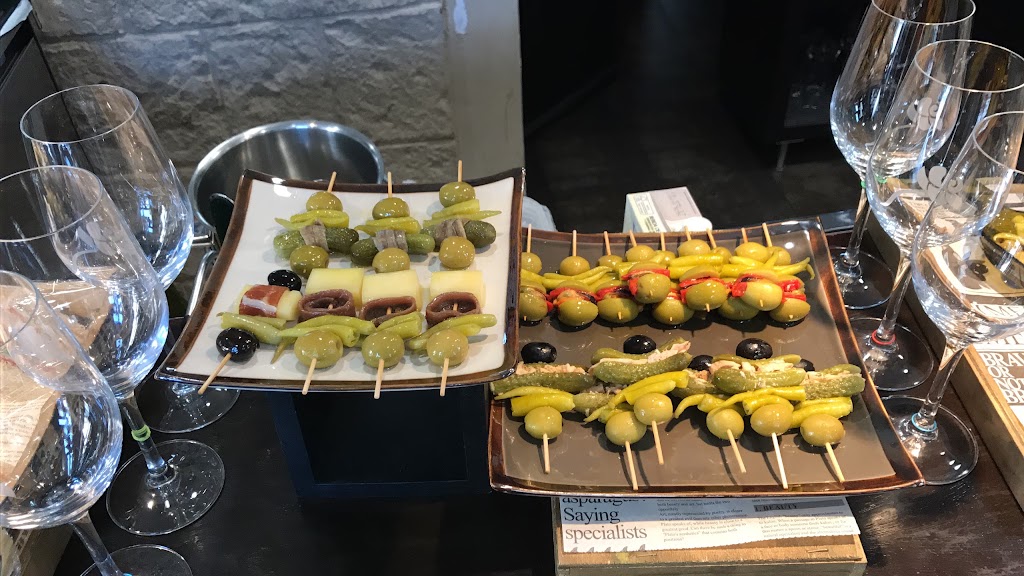 ETXETXU BERRIA CAFETERIA PUB ALGORTA — Comida y bebida