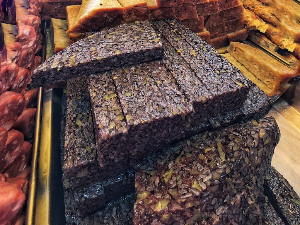 嘉義黑人滷熟肉 的照片