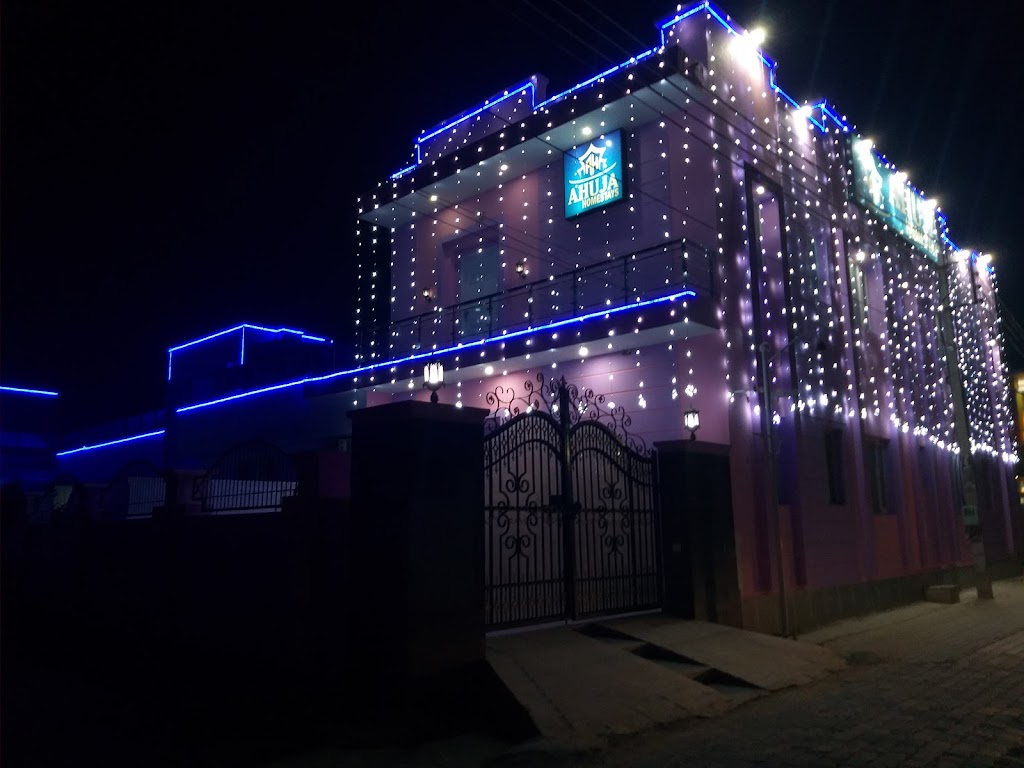 Ahuja Homestays