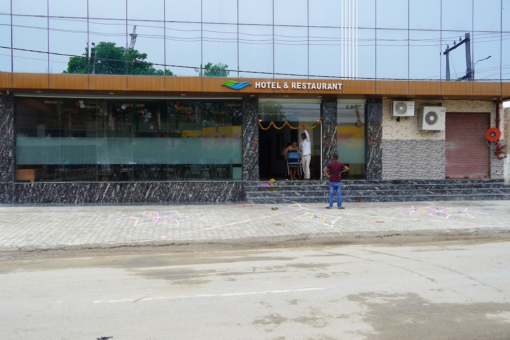 Green Sarovar Hotel Restaurant