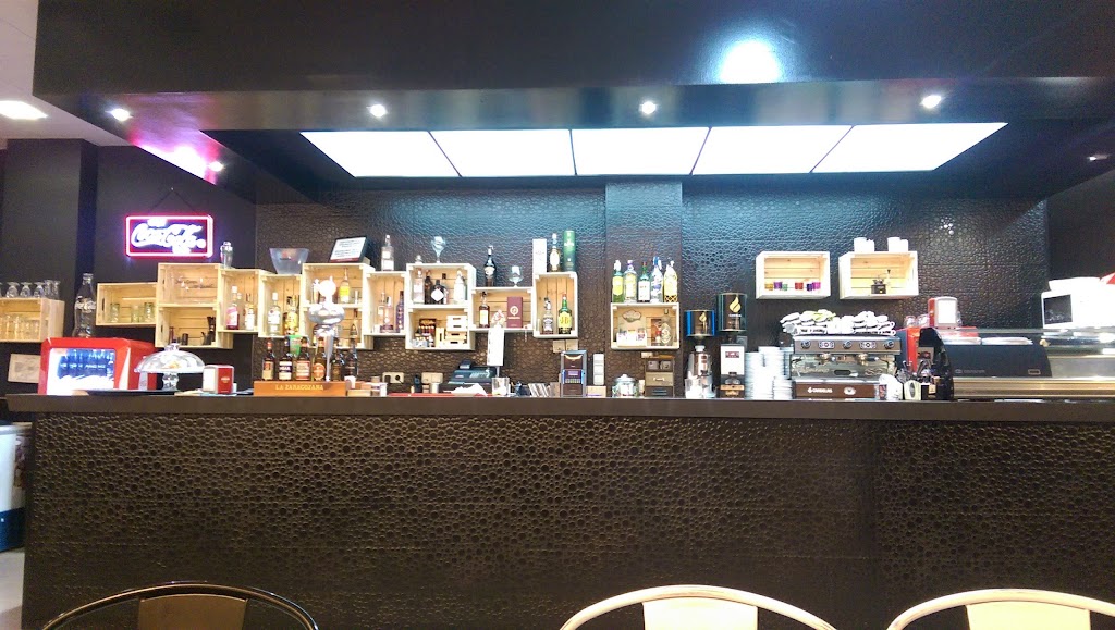 Restaurante /Cerveceria Contrastes — Ambiente