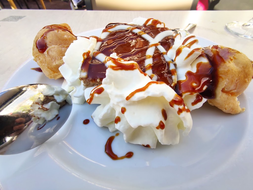 La Terraza Taberna — Comida y bebida