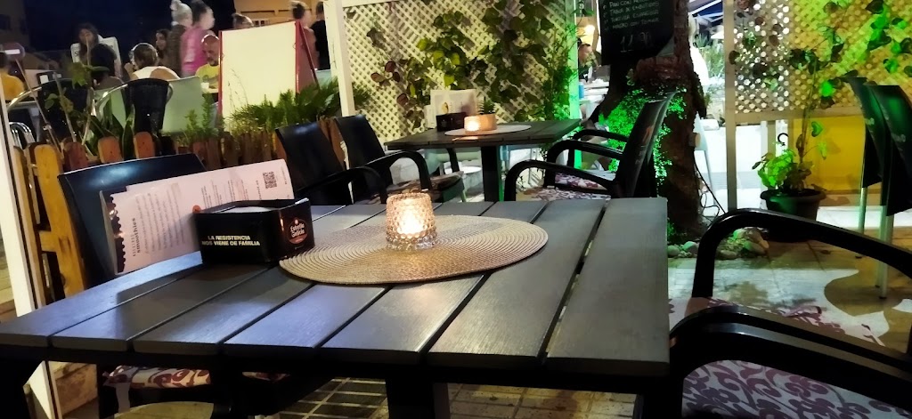 Resto Bar El 5 — Ambiente