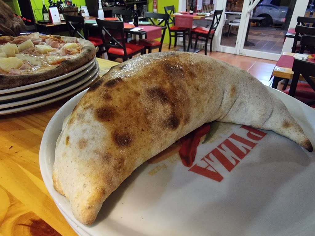 Restaurante y pizzeria Bella Donna Bonalba — Calzone