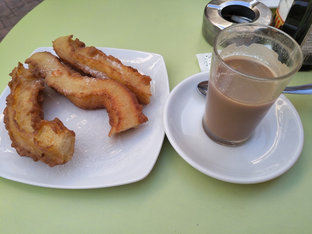Confiteria La Rula — Cafe