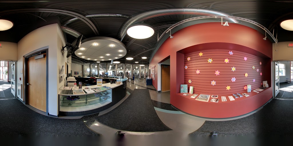  Island Health & Fitness at Community Corners