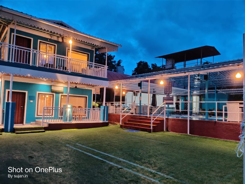 Supriti S Formington Splash Resort
