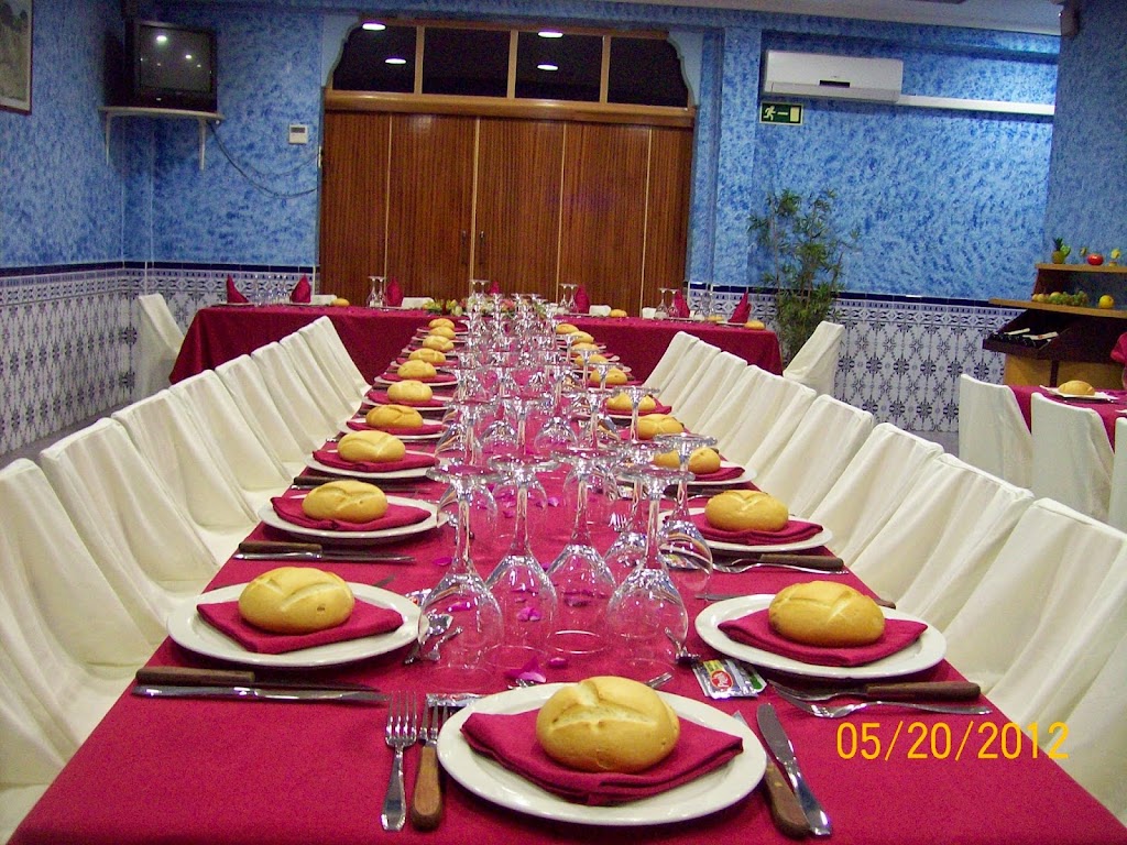 Restaurante Los 5 ninos — Comida y bebida