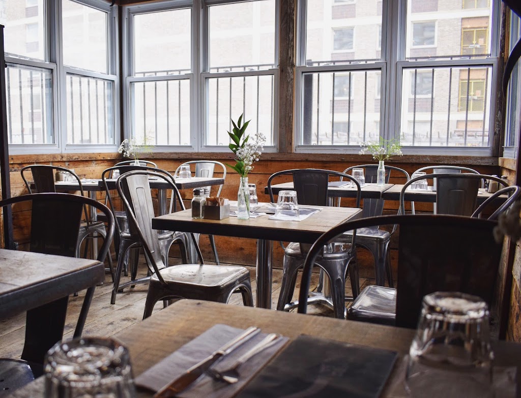 7 West Cafe