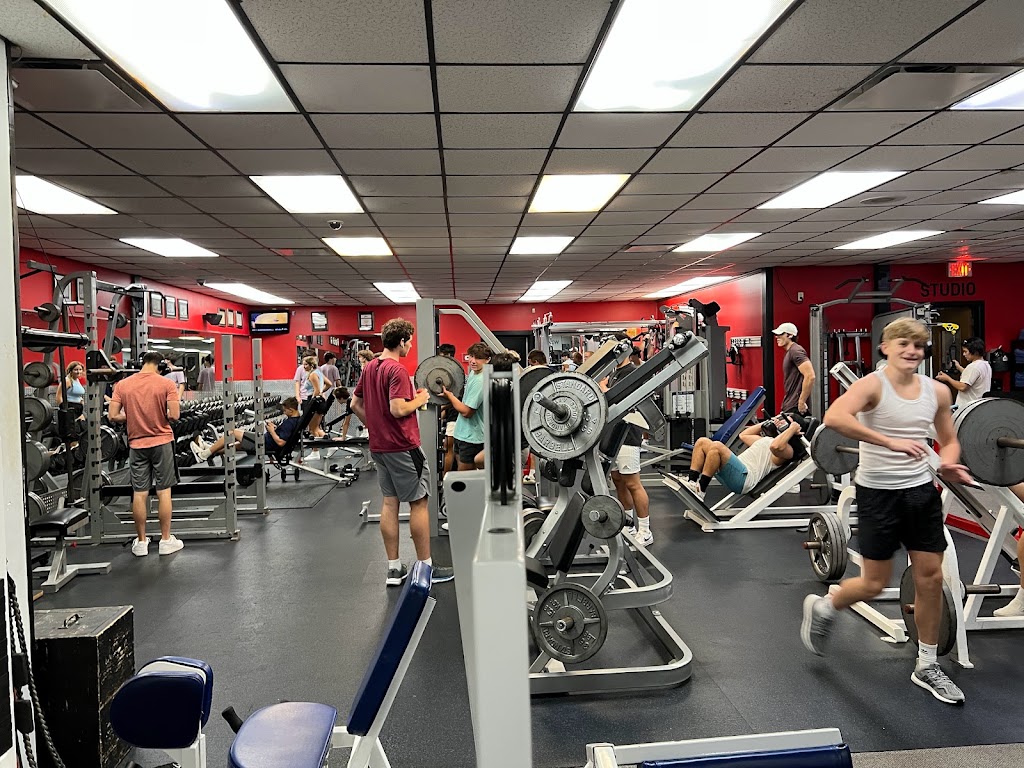  Chip's 24 Hour Health & Racquet Club