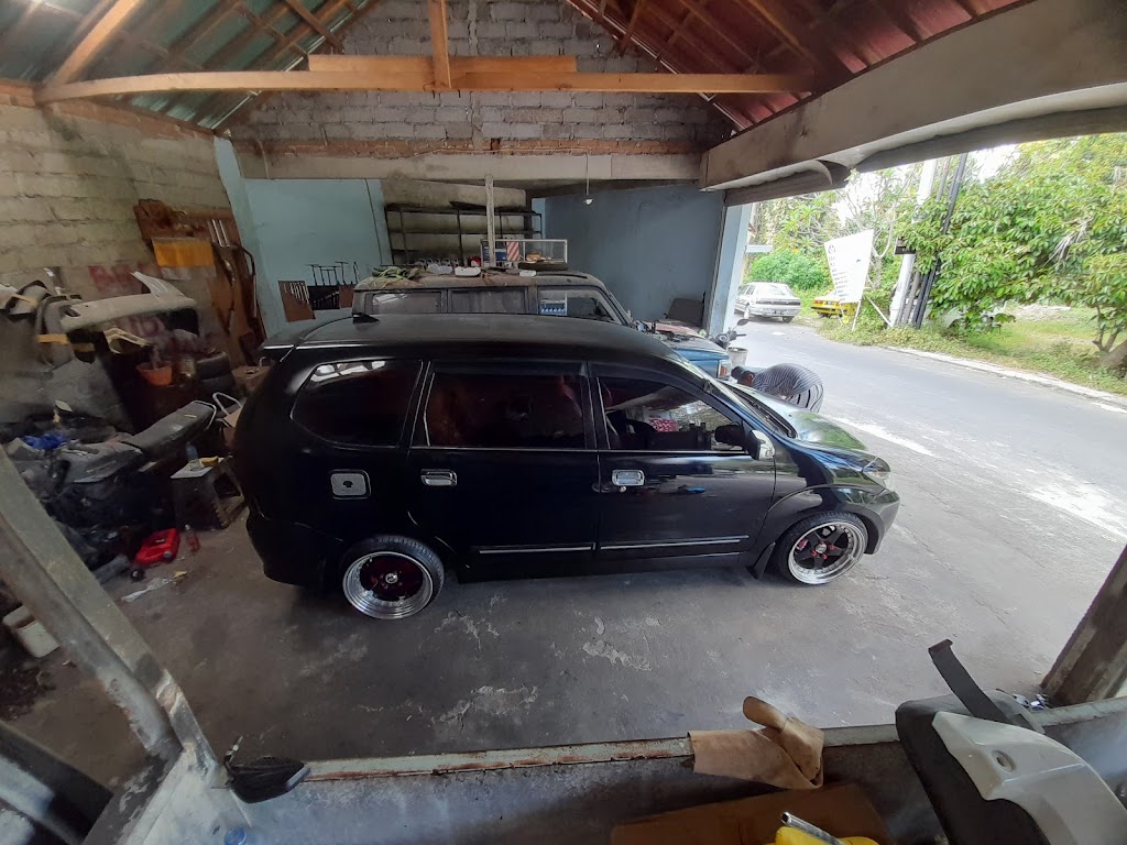 Bengkel Mobil Pertiwi (Car Repair)