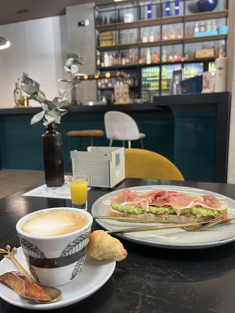 Jazbaclubcocktail&brunch