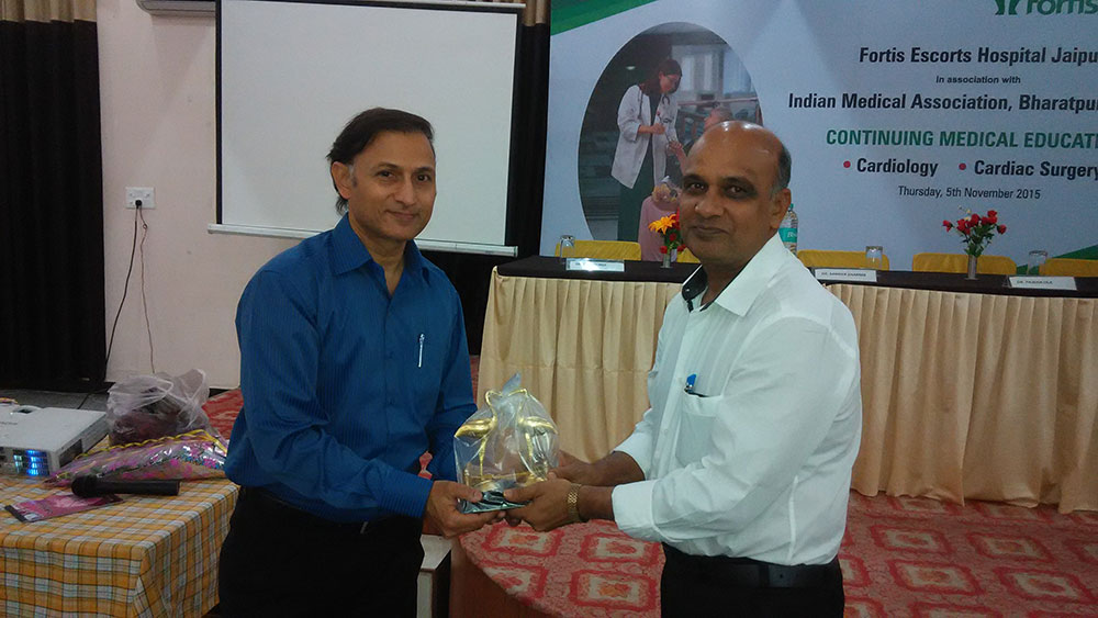 Dr. Dr Sameer Sharma