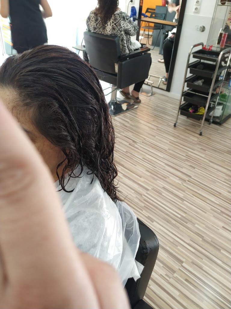Peluqueria Low Cost Catarroja — Del propietario