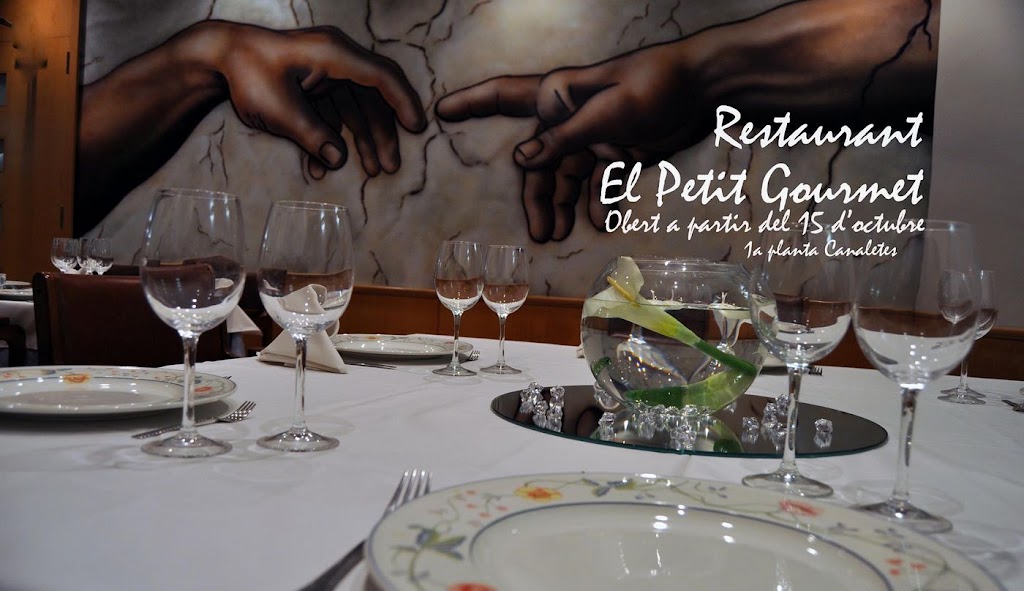 El Petit Gourmet — Comida y bebida