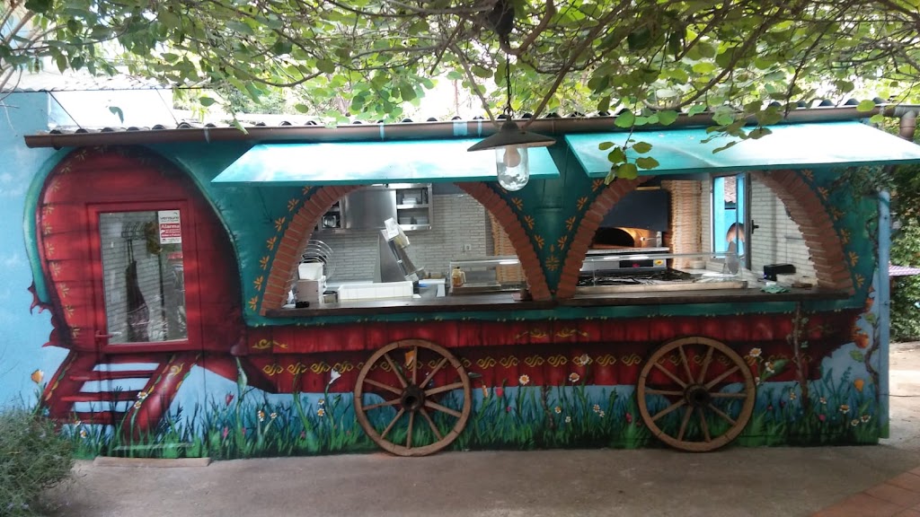 Pizzeria Rumbera — Del propietario