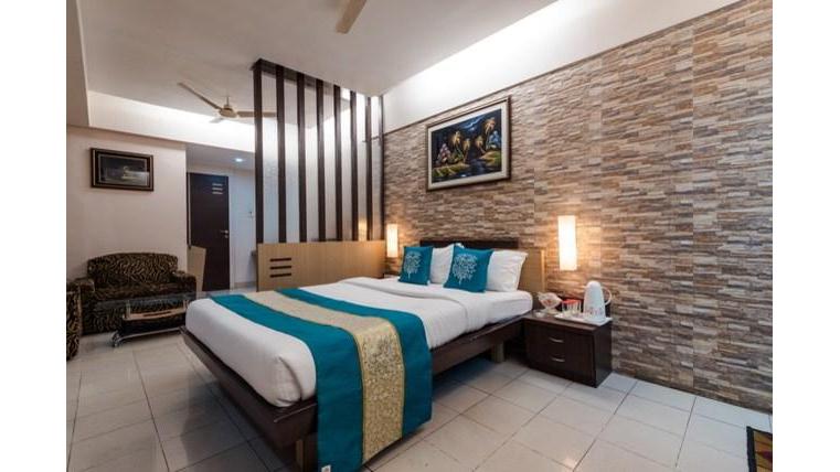 Oyo 2062 Hotel Royal Regency