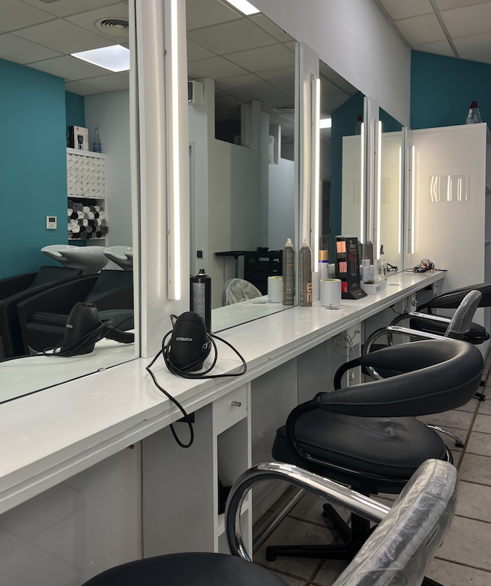 Peluqueria Q | Isabel Larino | Terrassa — Interior