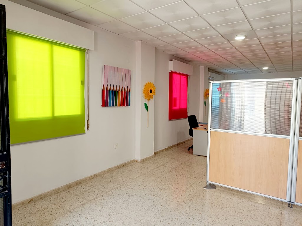Academia Candela. Clases Particulares y Apoyo Escolar en Dos Hermanas — Del propietario
