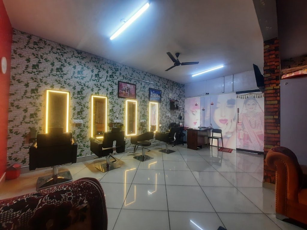Glamour Makeover Beauty Salon And Academy