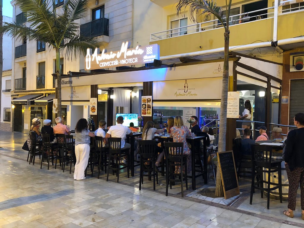Antonio Marin Cerveceria Vinoteca