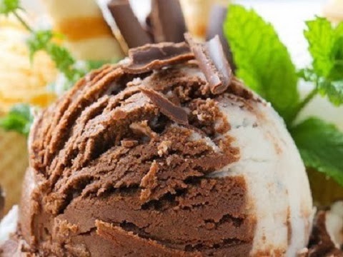 Heladeria La Jijonenca Amposta — Comida y bebida