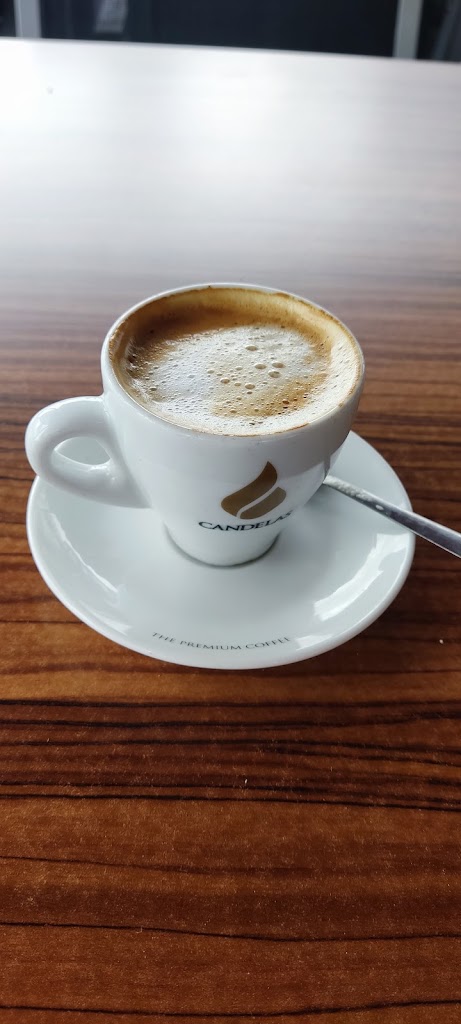El cafe terraza — Comida y bebida